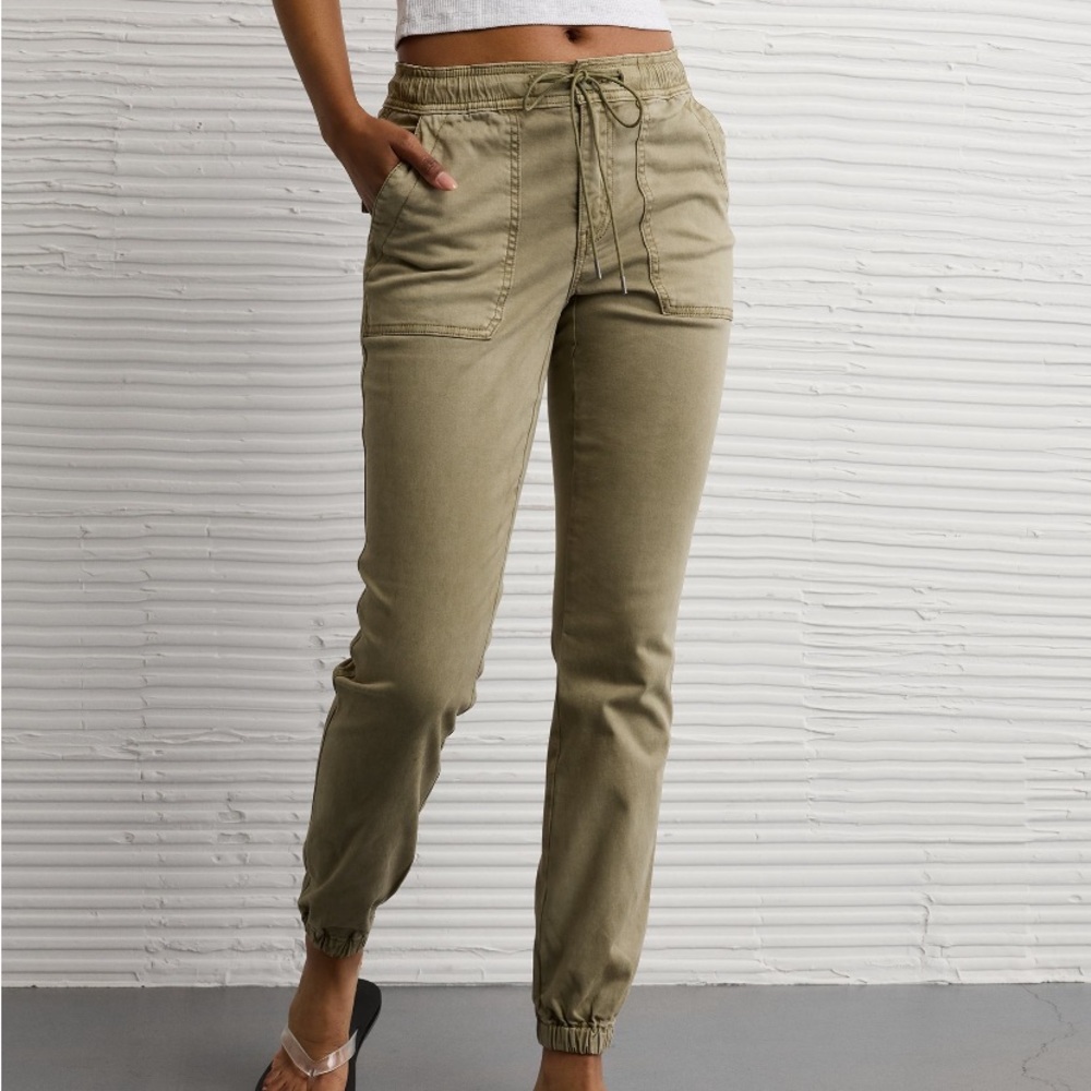 American Eagle Outfitters Women's Khaki Ankle Jeans